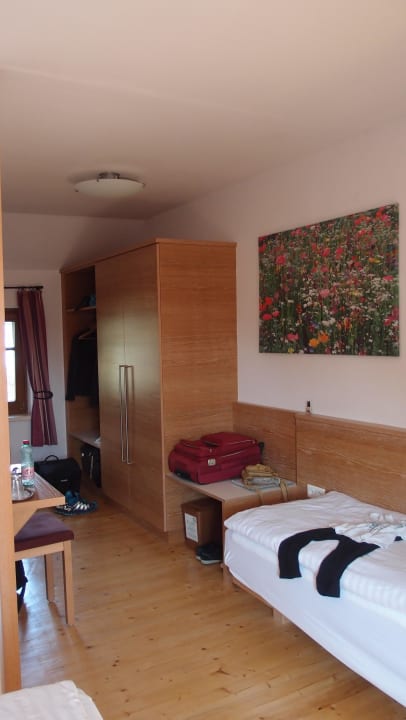 3. Bett Achs-Wendelin Weine und Gästehaus