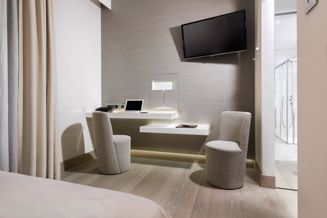 Zimmer auf Anfrage Lugano Dante Center Swiss Quality Hotel