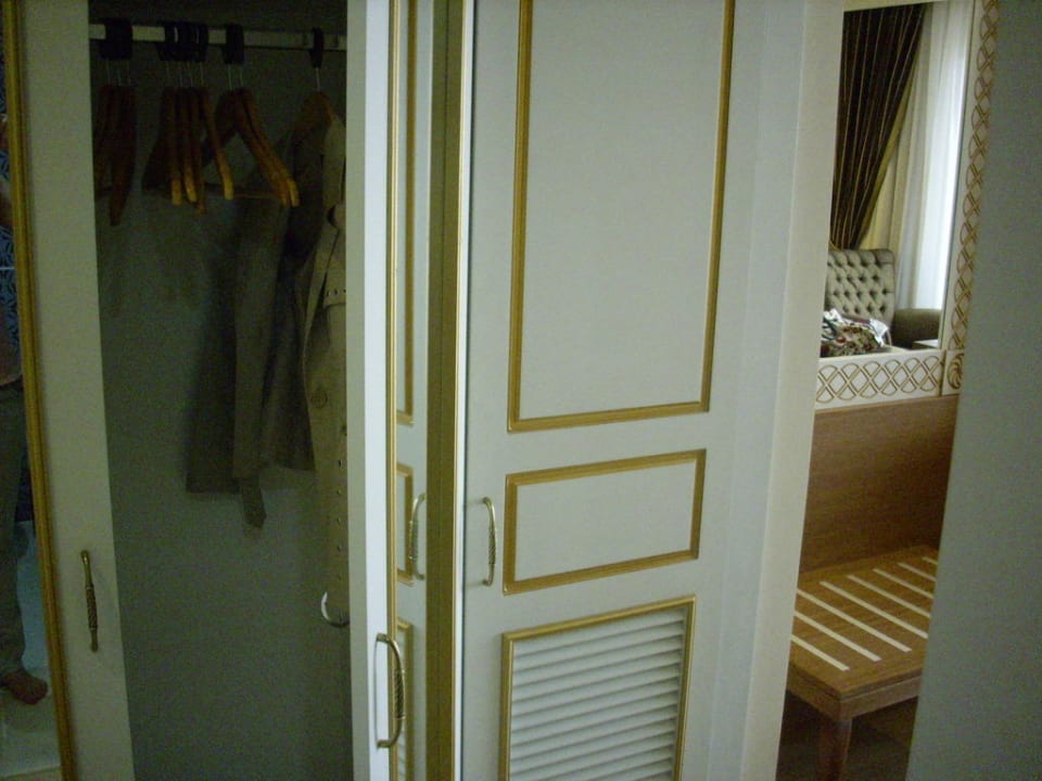 Kleiderschrank Diamond Excellence Resort & Spa