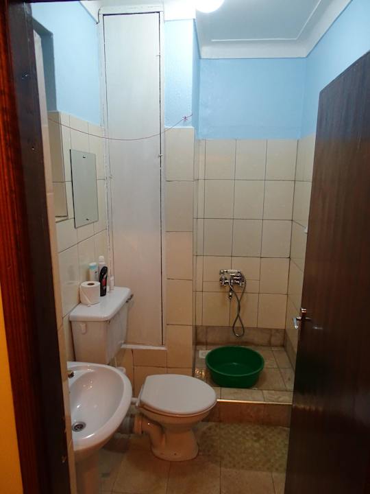 Badezimmer Central Inn Entebbe