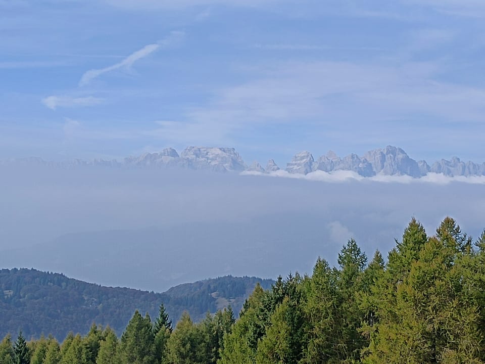 Ausblick Hotel Alpine Mugon