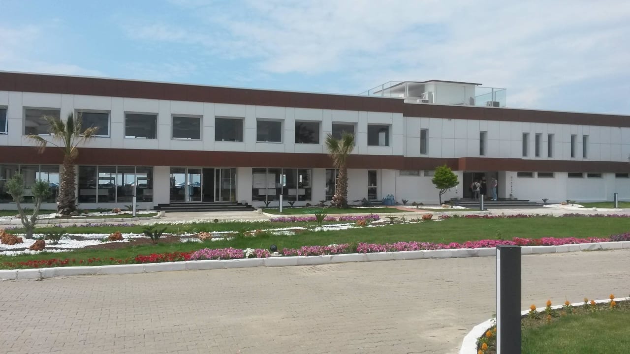 Nur das Haupthaus ist neu Labranda Lebedos Princess