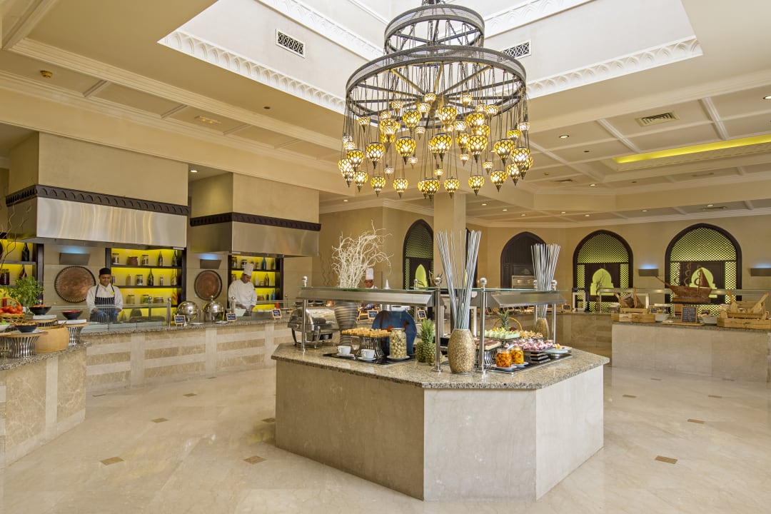 Gastro Miramar Al Aqah Beach Resort