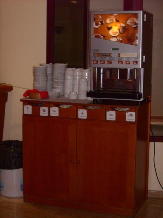 Kaffeeautomat in der Bar allsun App.-Hotel Orient Beach