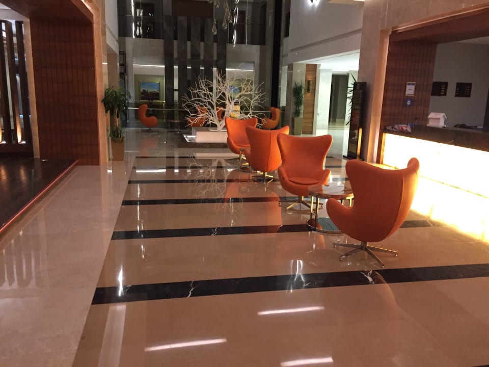 Lobby Side Sunport Hotel & Spa