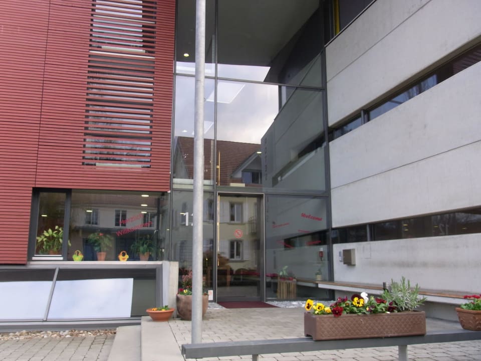 Front Bed & Breakfast Rotes Haus