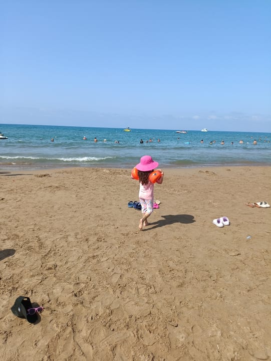 Strand Royal Taj Mahal Hotel