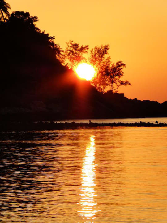 Sonnenuntergang Hotel Salad Hut