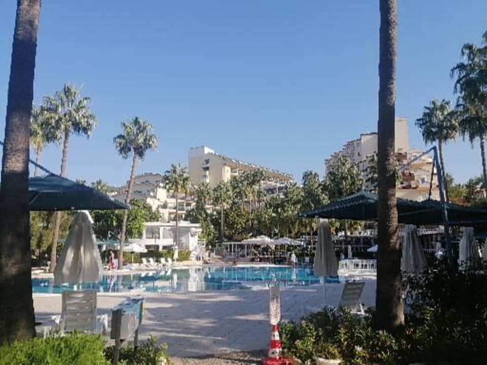 Pool Iz Flower Side Beach Hotel