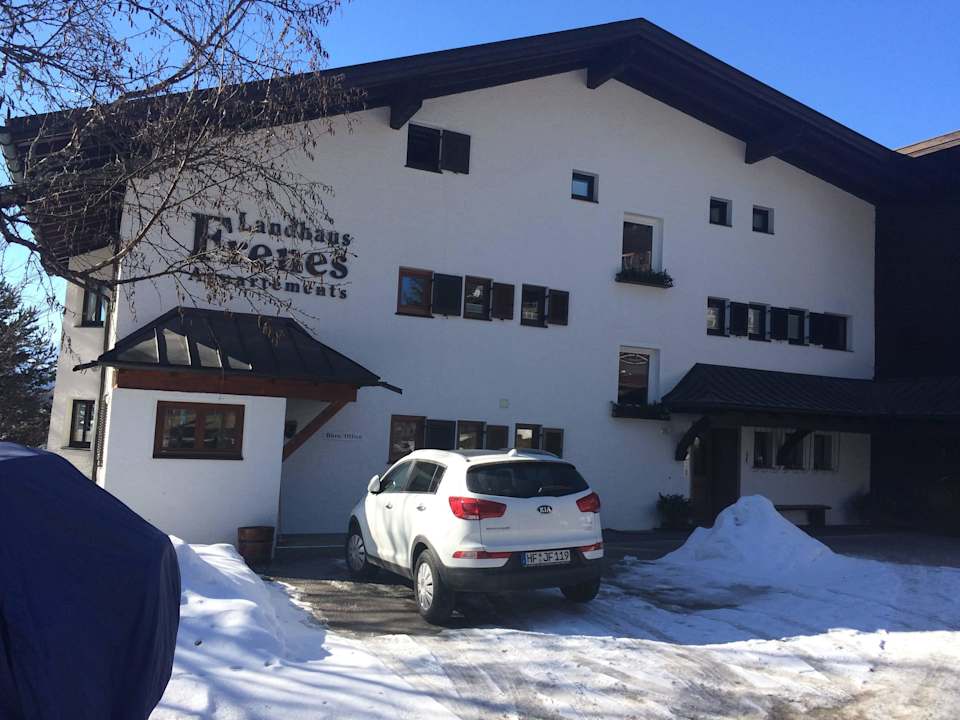 Vorderansicht Landhaus Freres  Landhaus Frenes Apartments