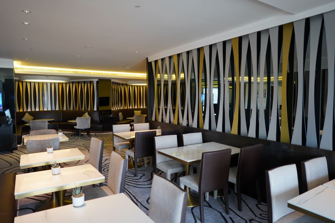 Gastro Hormuz Grand Hotel