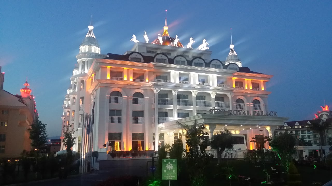 Außenansicht Side Royal Palace Hotel & Spa