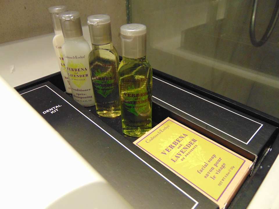 Zimmer Hilton Garden Inn Jakarta Taman Palem