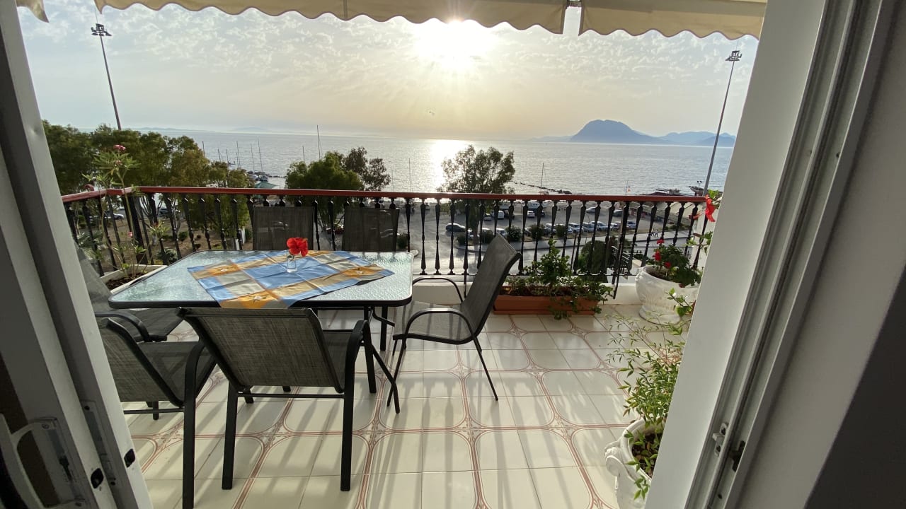 Ausblick Patras Marina - Blue Sky