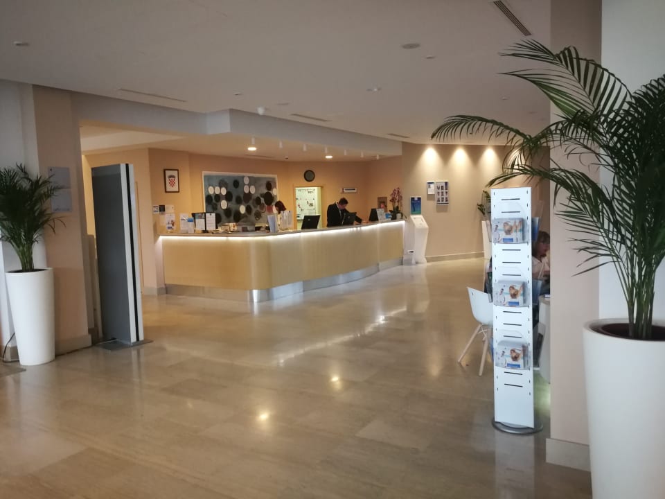 Lobby Valamar Parentino Hotel