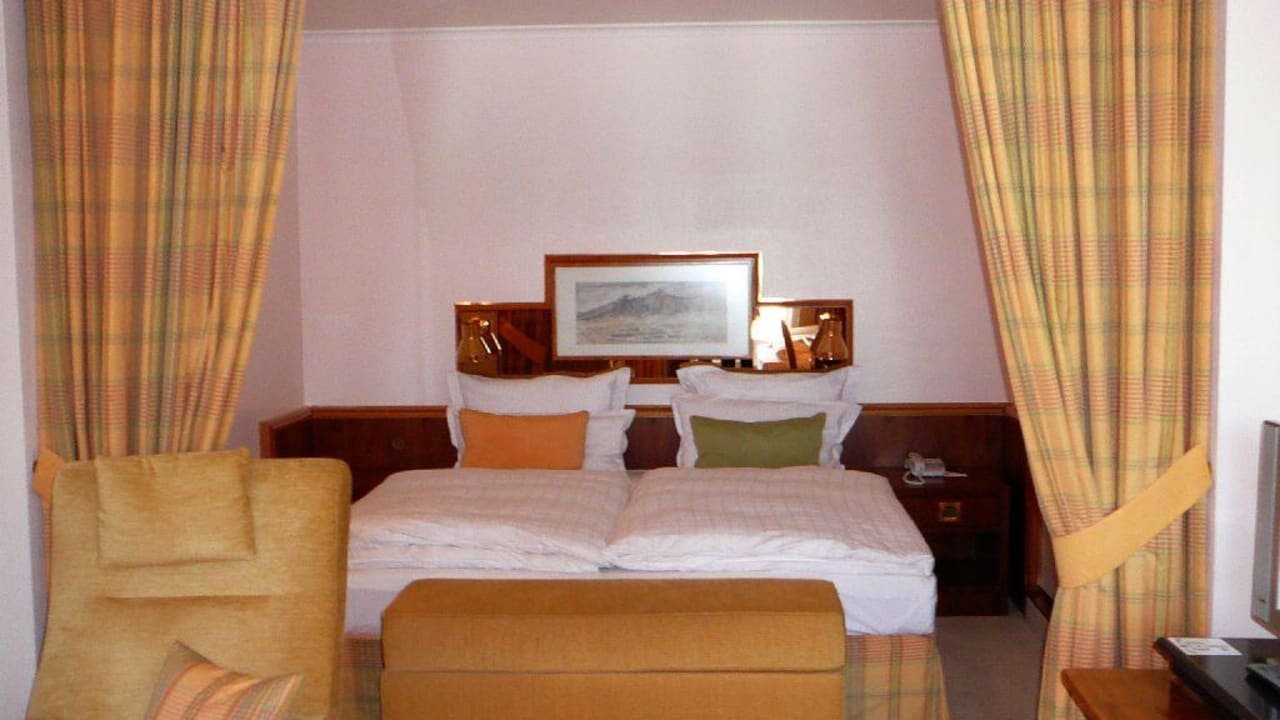 Zimmer Grand Elysée Hamburg