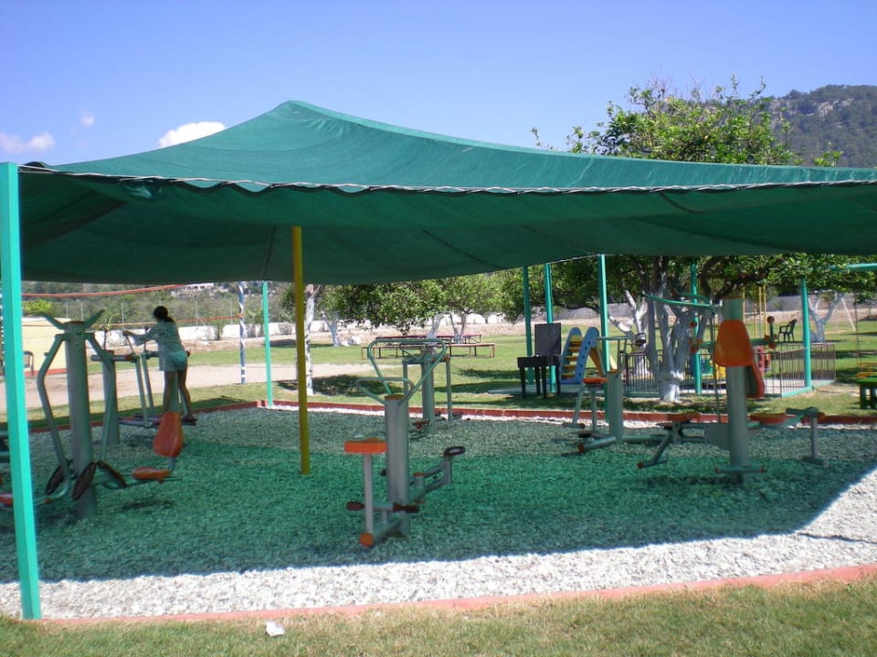 Siłownia na wolnym powietrzu Hotel Seker Resort