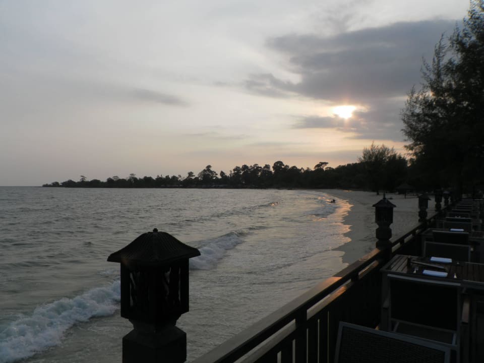 Sunset am Hotelstrand Hotel Sokha Beach Resort & Spa
