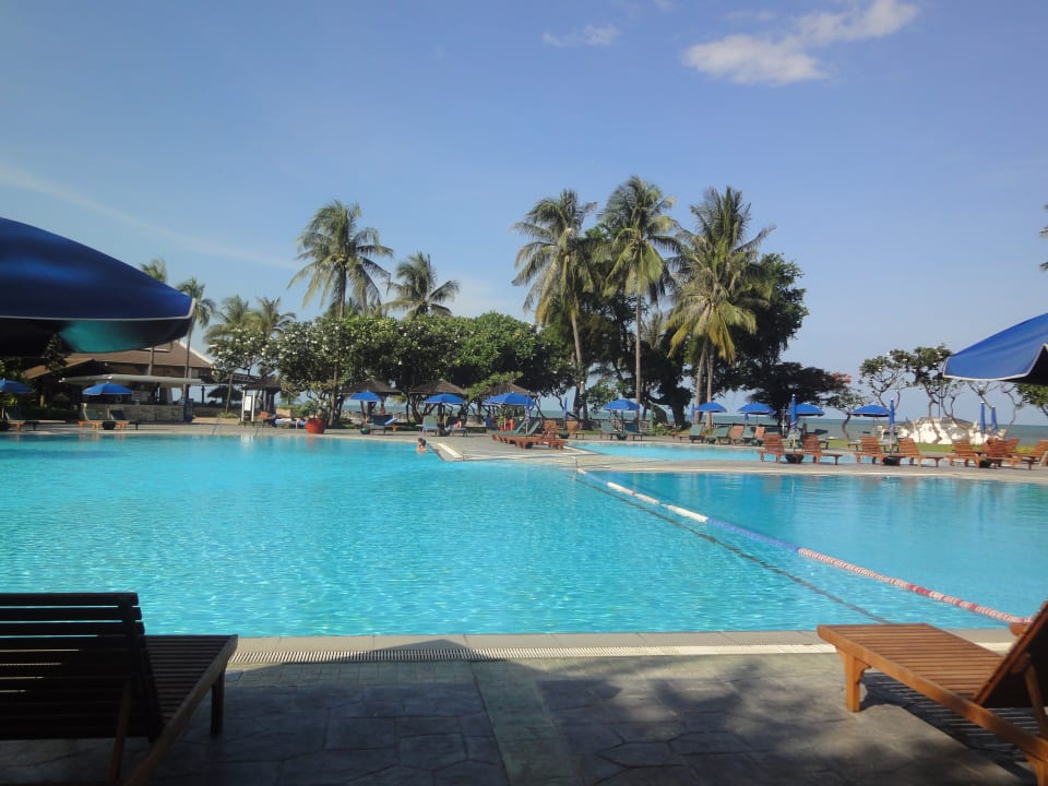 Pool The Regent Cha Am Beach Resort