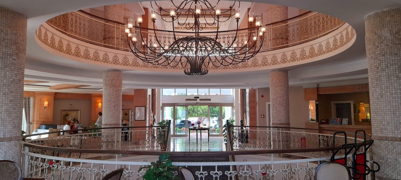 Lobby Alba Queen Hotel