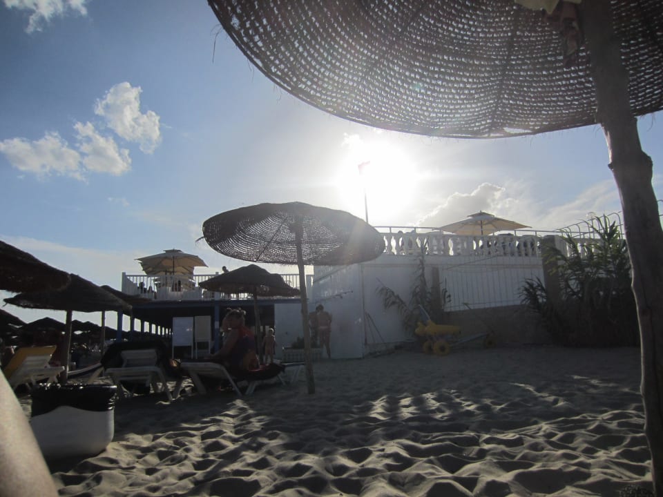 Strand Samira Club