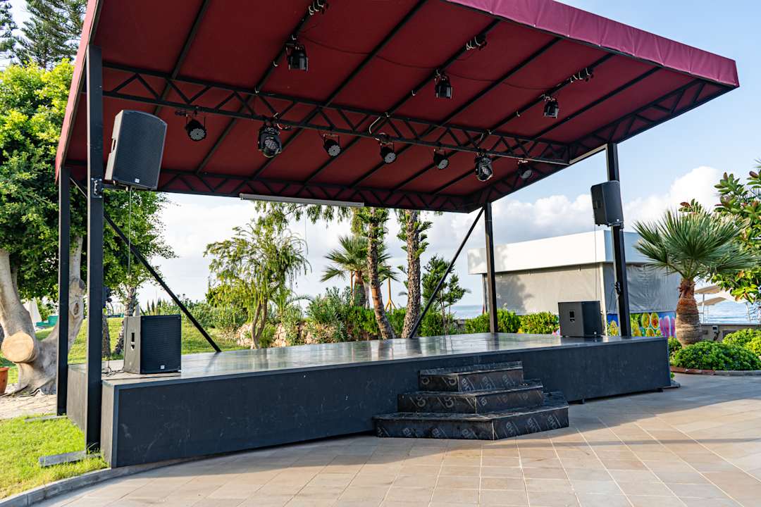 Sport & Freizeit Senza Sunset Beach Hotel