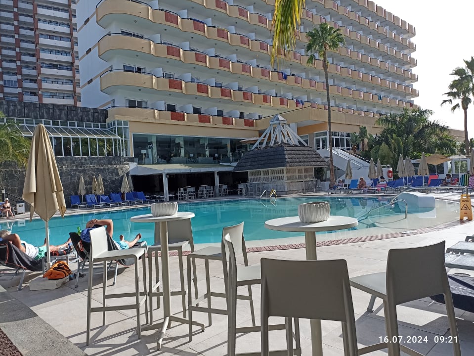 Pool allsun Hotel Lucana