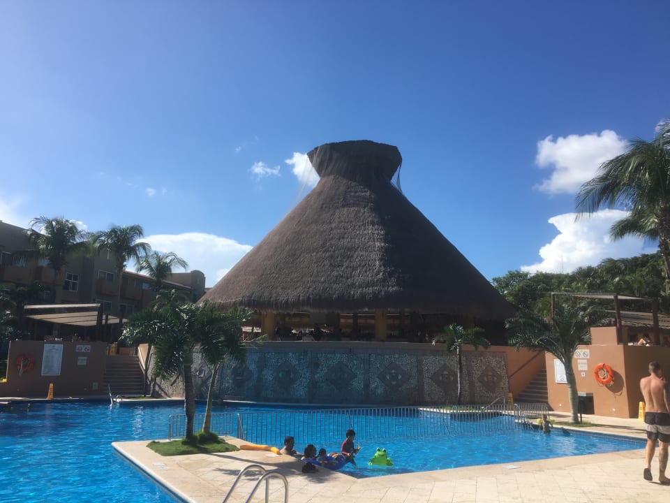 Pool Viva Azteca by Wyndham - All Inclusive Resort