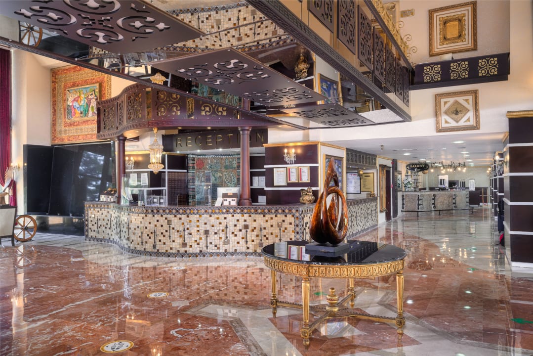 Lobby Oz Hotels Incekum Beach