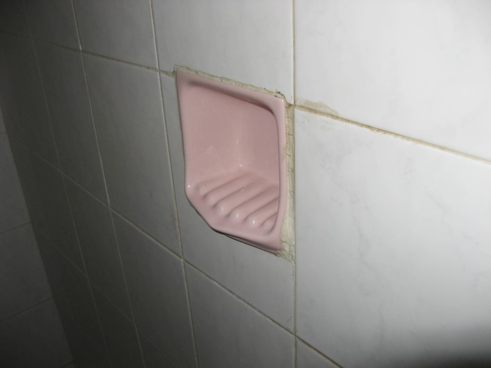 Seifenbecken in der Dusche  PrideInn Flamingo Beach Resort & Spa