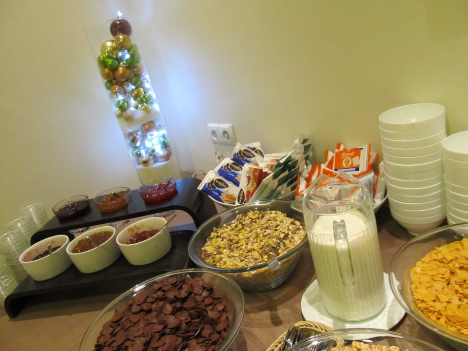 Frühstücksangebot Holiday Inn - the niu, Fusion Hamburg St. Georg