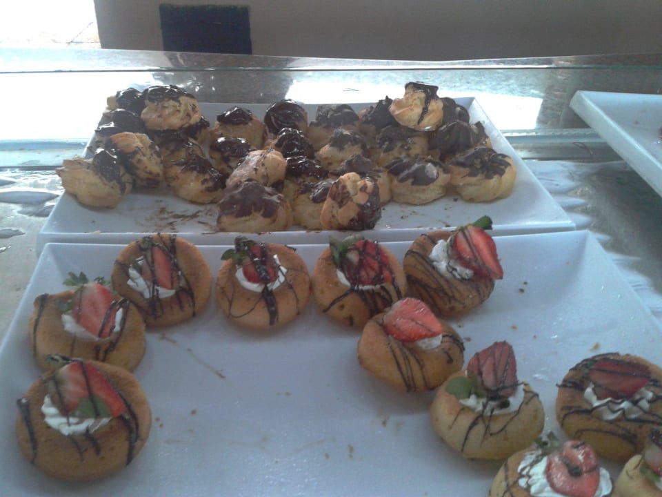 Nachtisch! The Reef Playacar