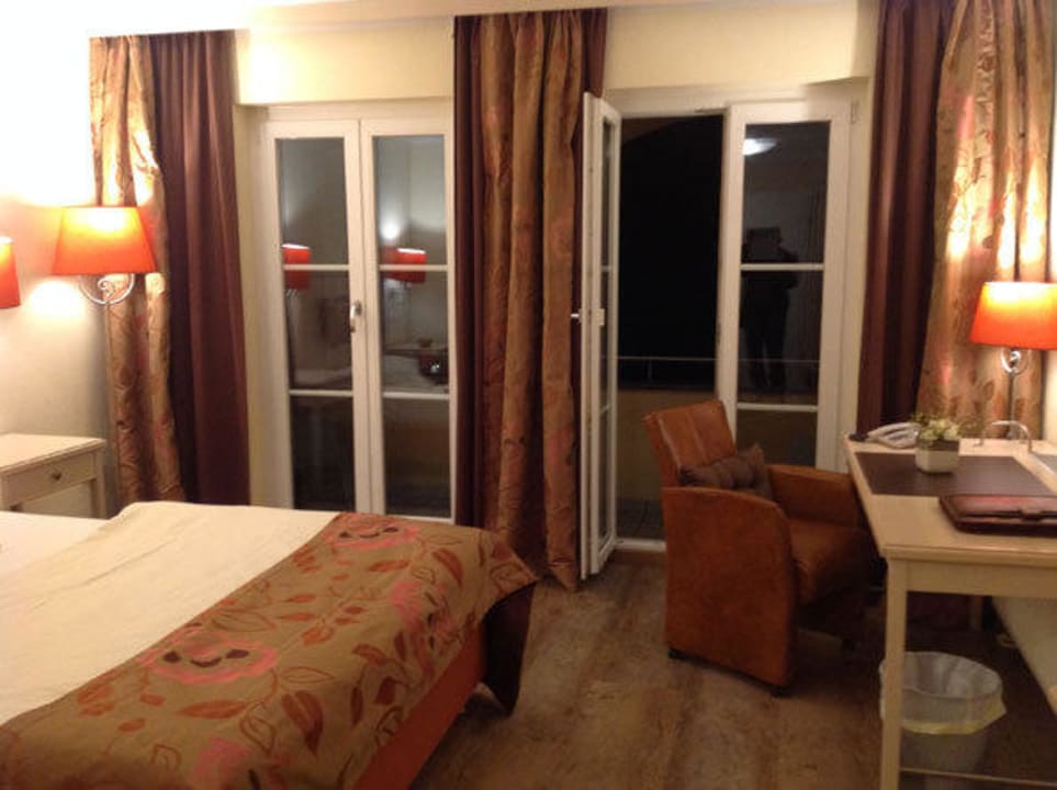 Zimmer Hotel Ampervilla