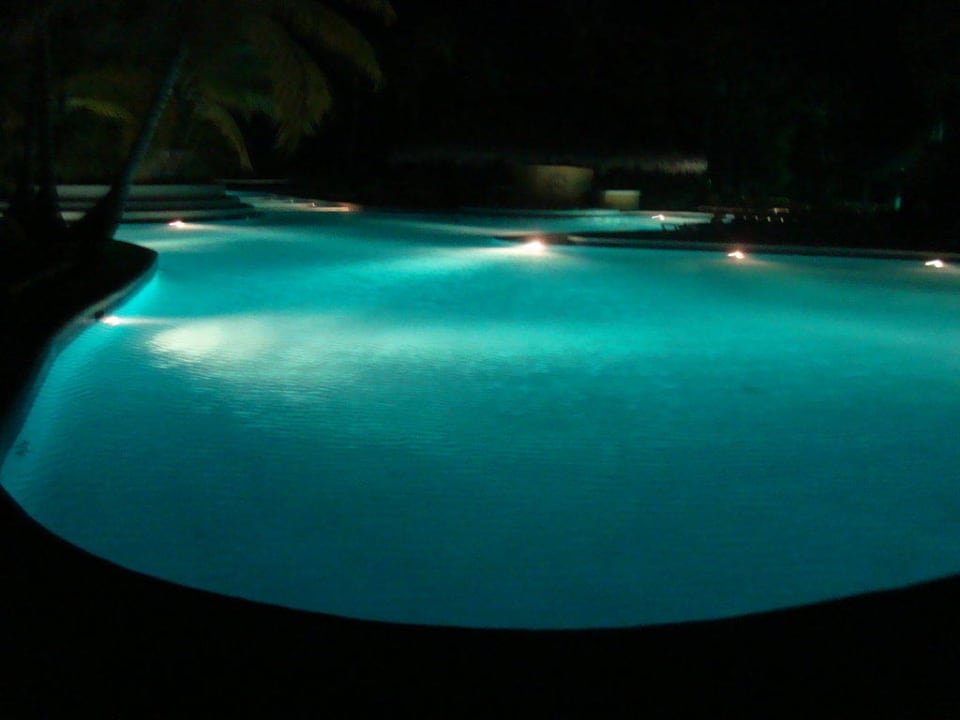 Der Pool bei Nacht Catalonia Royal Bavaro - Adults only