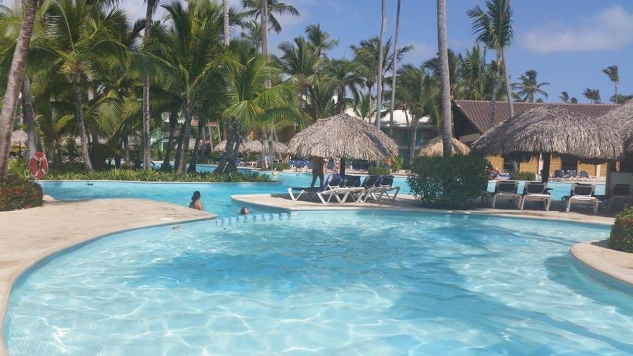 Einer der vielen Poollandschaften Grand Palladium Punta Cana Resort & Spa