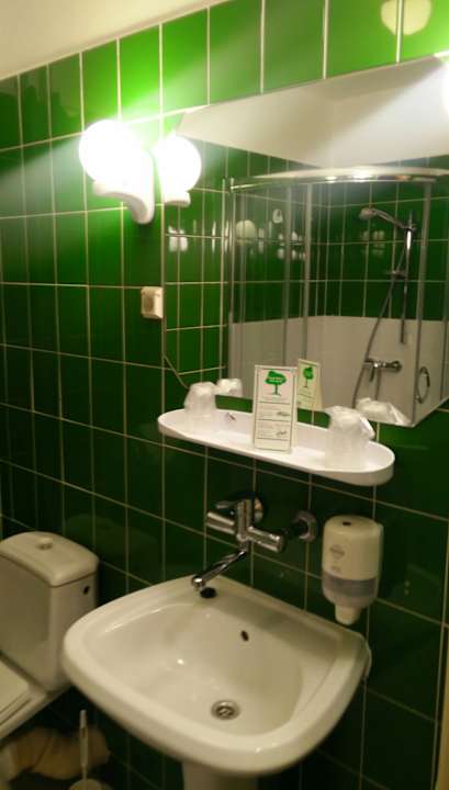 Zimmer Sangate Hotel Airport