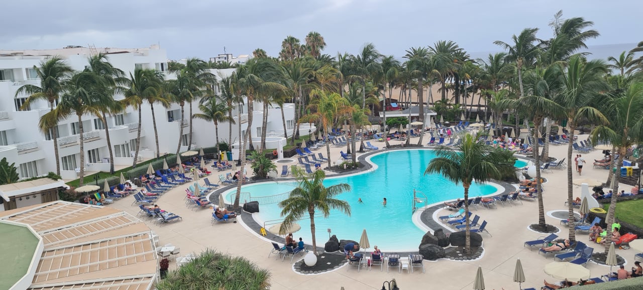 Pool Hipotels La Geria