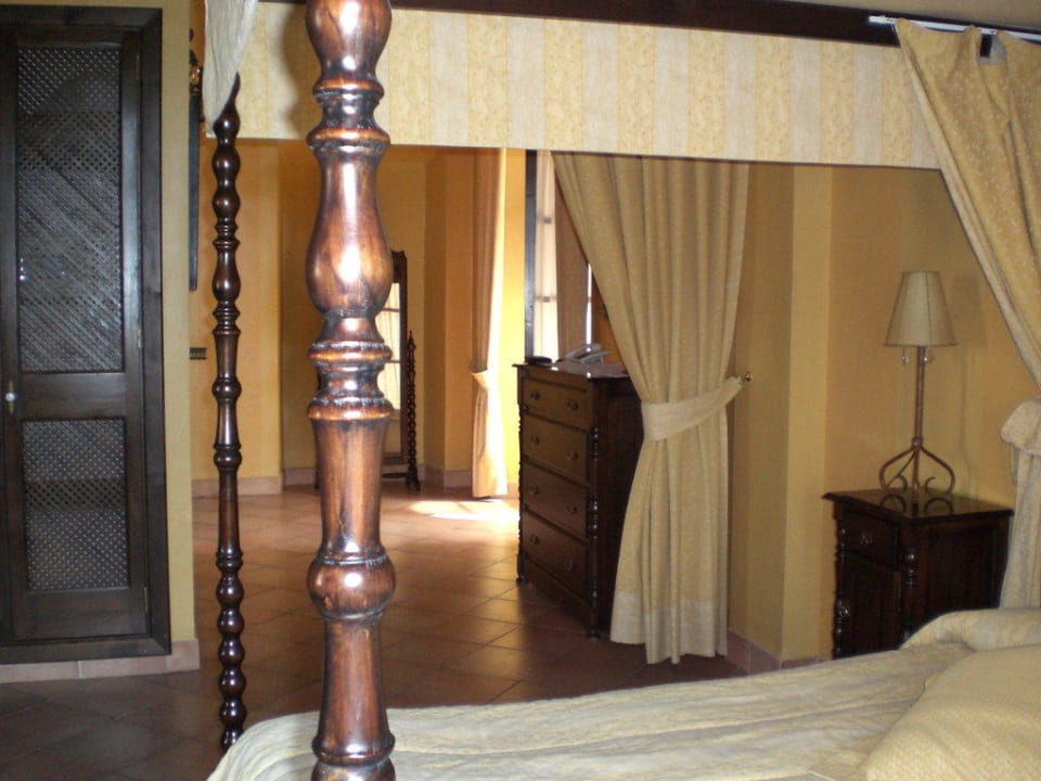 la tia Hotel Palacio Sant Salvador