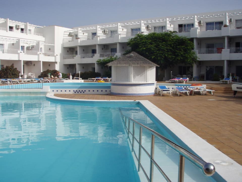 Behindergerechte Poolanlage Sentido Aequora Lanzarote Suite