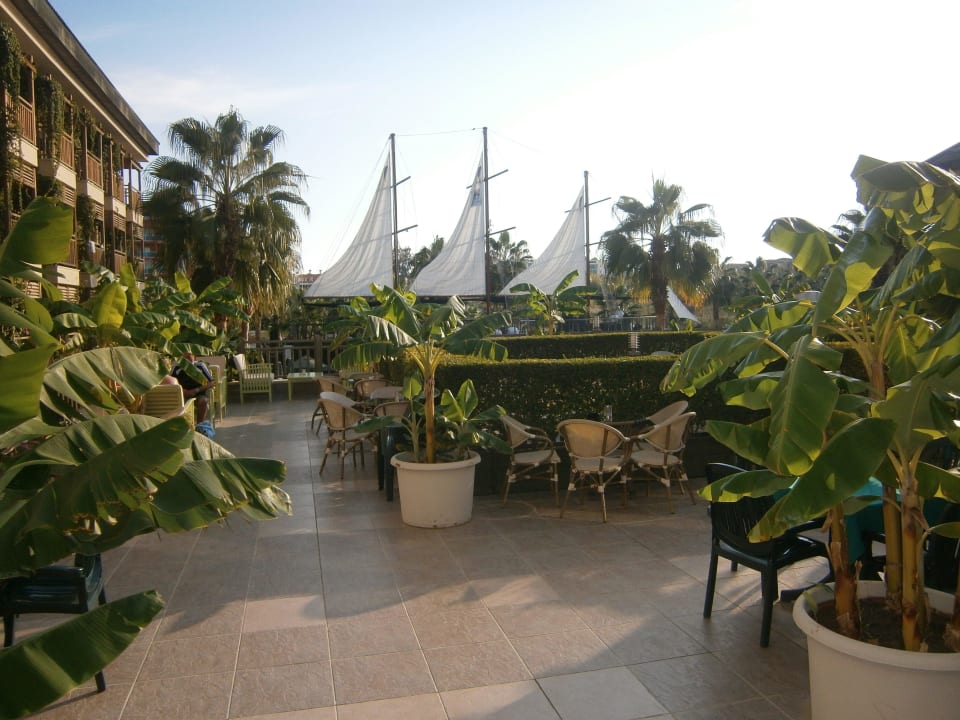 Barbereich aussen  Can Garden Resort