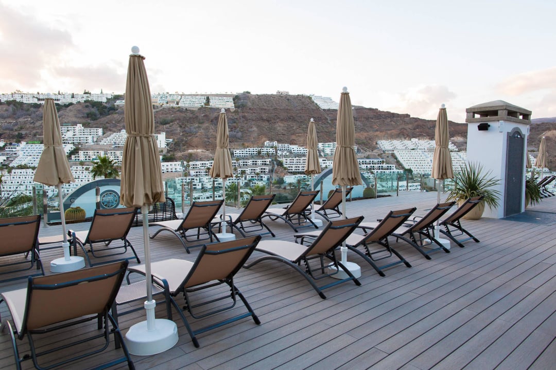 Terraza piscina Cala D'Or Apartments