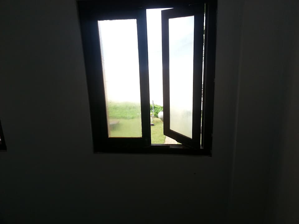 Sauberes Fenster ? The Long Beach Resort