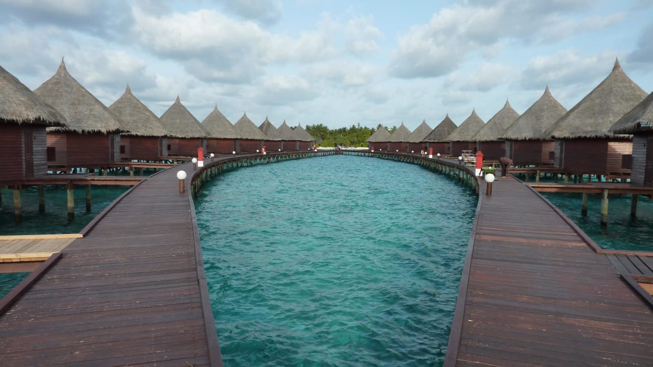 Wasserbungis Angaga Island Resort