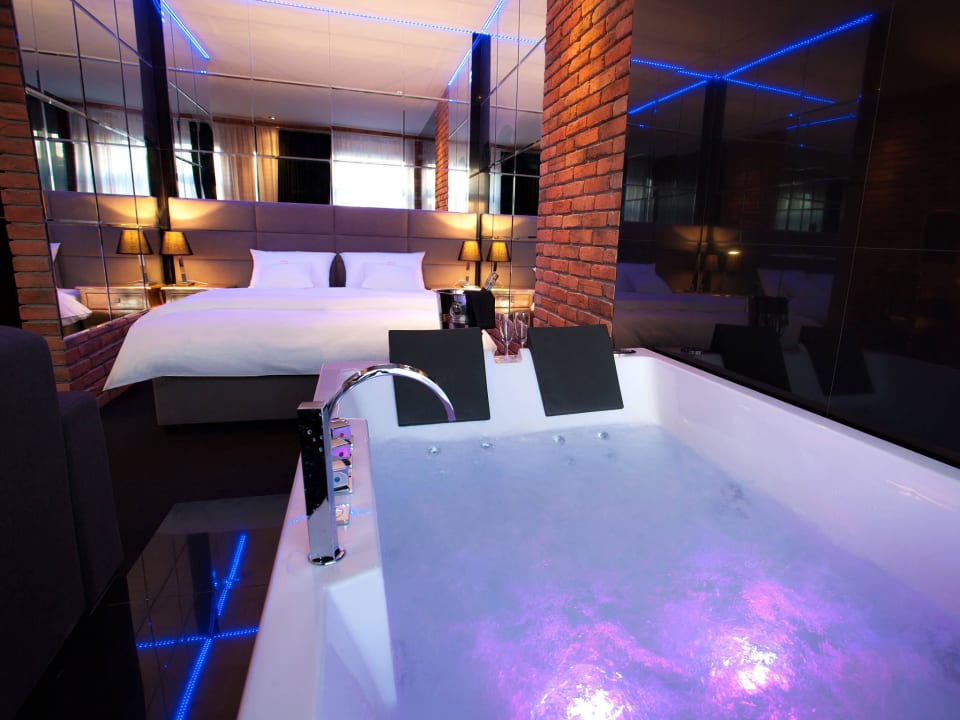 Jacuzzi Betmanowska Main Square Residence