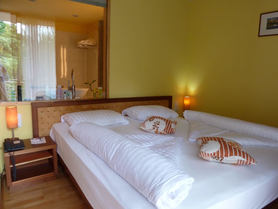 Schön hergerichtete Zimmer Falkensteiner Hotel Adriana