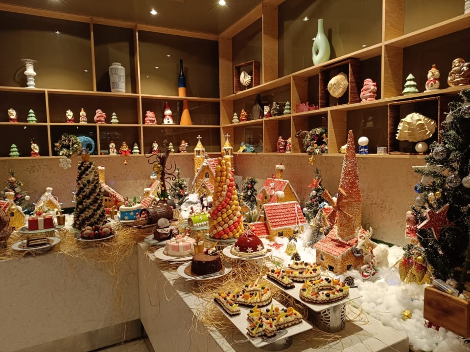 Gastro Acanthus Cennet Barut Collection