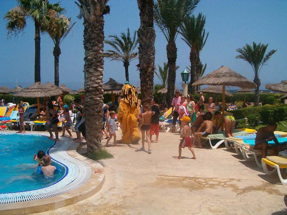 Kids Club auf dem Weg zum Kinderpool Houda Golf & Beach Club