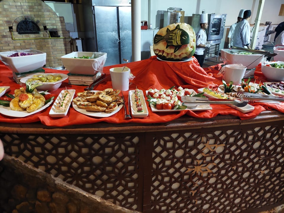 Gastro Moreno Horizon Spa & Resort
