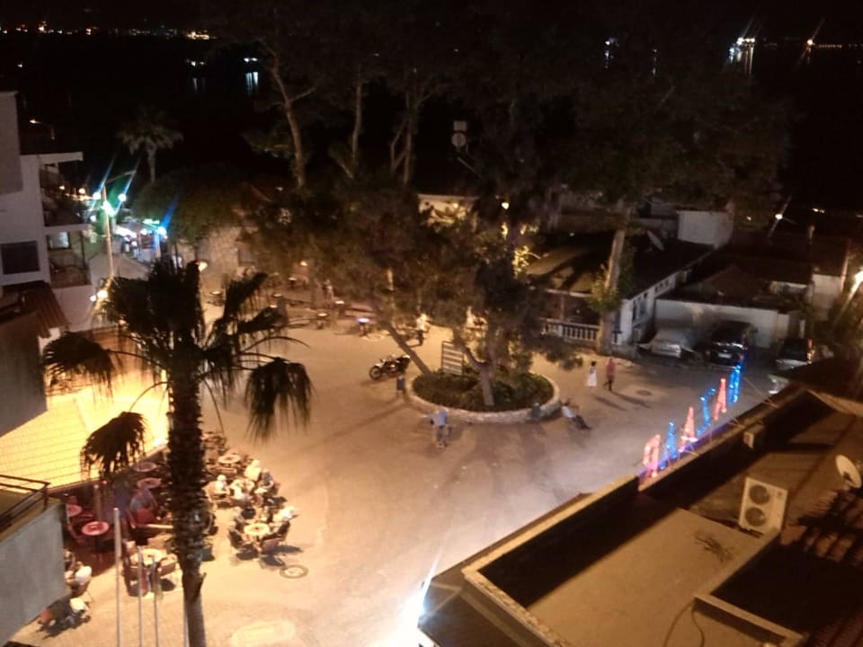 Bei Nacht Elit Köseoglu Hotel