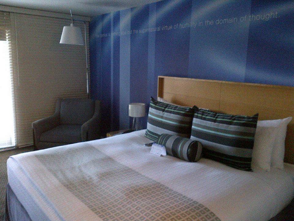 Zimmer The Domain Hotel